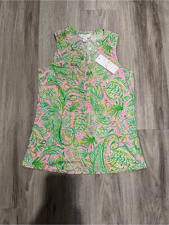 Lilly Pulitzer Tops - NWT Lilly Pulitzer Essie Tank Top. Mandevilla Baby Fins and Flippers. Size XS